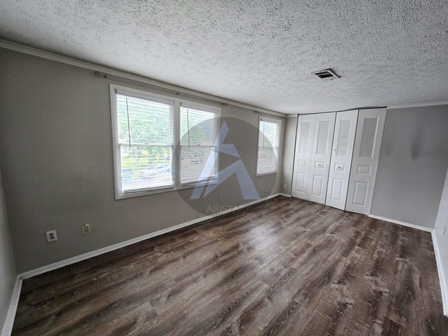 Building Photo - 8834 Long Beach Cir