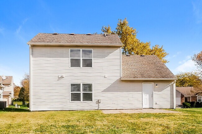 Building Photo - 720 Treyburn Lakes Way