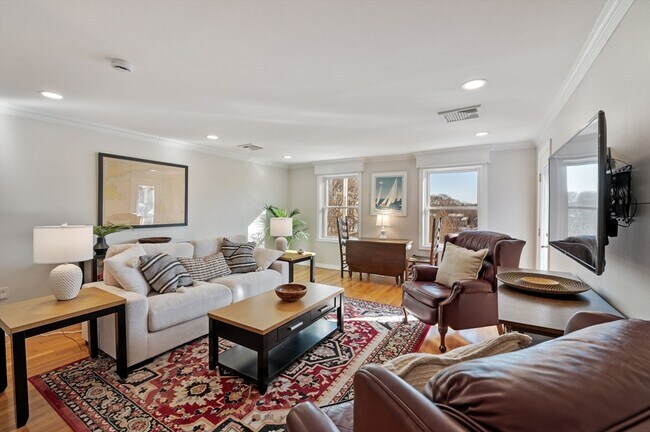 Building Photo - 212 Humphrey St