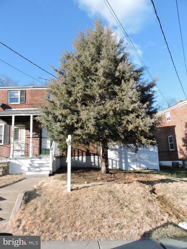 Building Photo - 1610 Mussula Rd