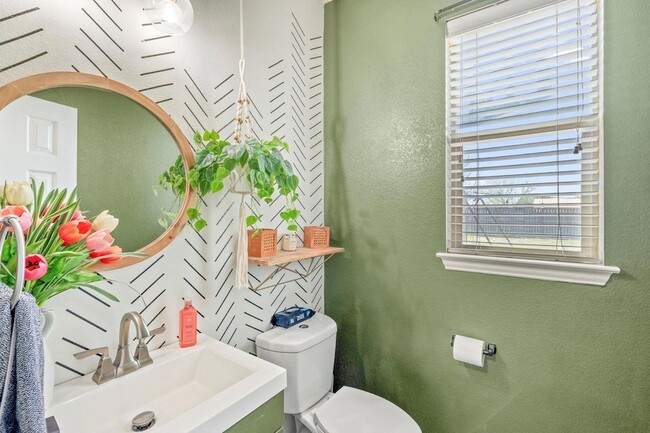 Building Photo - 227 Sandstone Trail