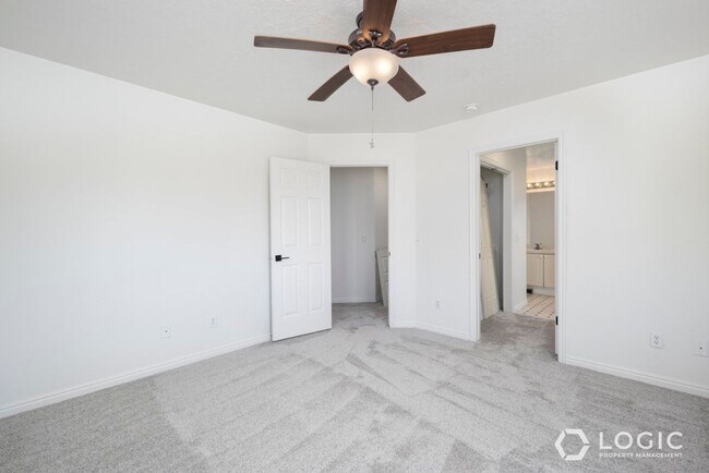 Building Photo - 166 Rawlins Ln