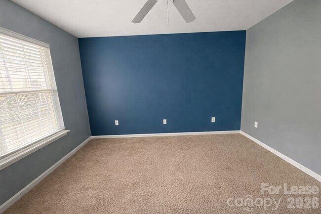 Building Photo - 15409 Tully House Ct