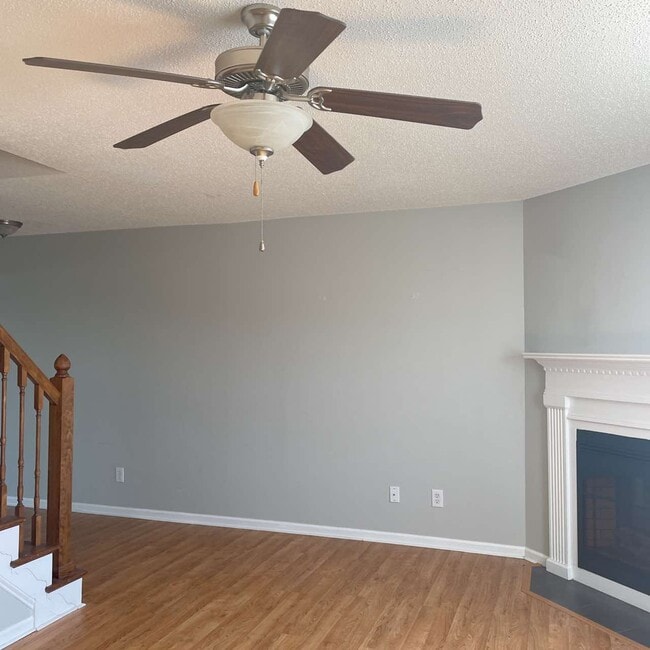 Building Photo - 2136 Flagstone Ct