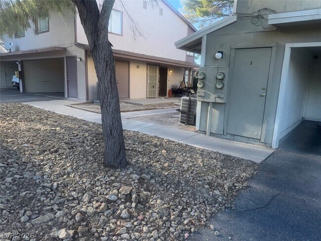 Building Photo - 1497 Dorothy Ave