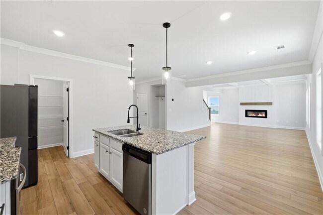Building Photo - 176 Brant Cir