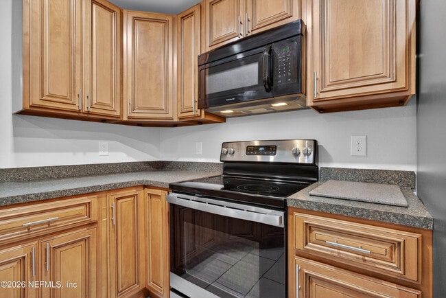 Building Photo - 100 Ironwood Dr