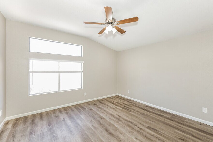 Building Photo - 6939 Wineberry Dr