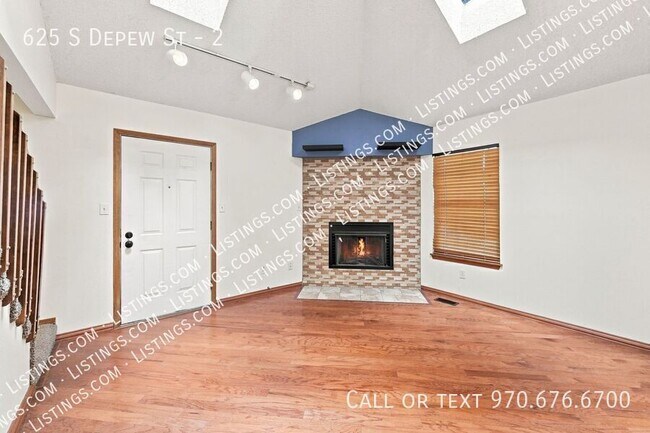 Building Photo - 625 S Depew St