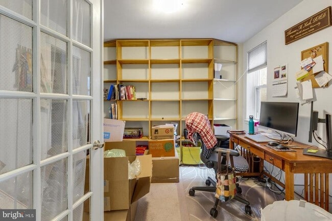 Building Photo - 620 S 18th St