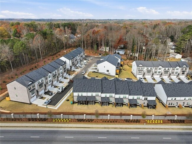 Building Photo - 5728 Urban Vlg Wy