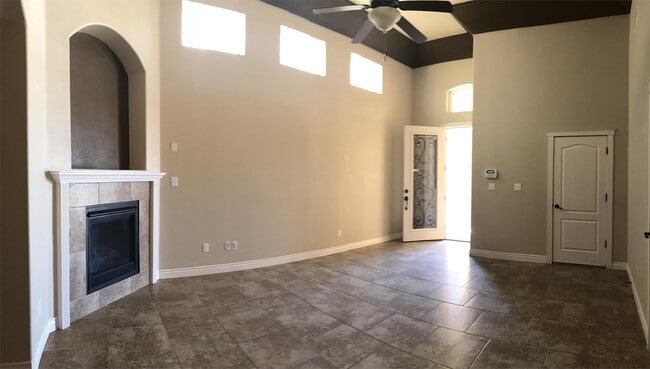 Building Photo - 3677 Grand Cayman Ln