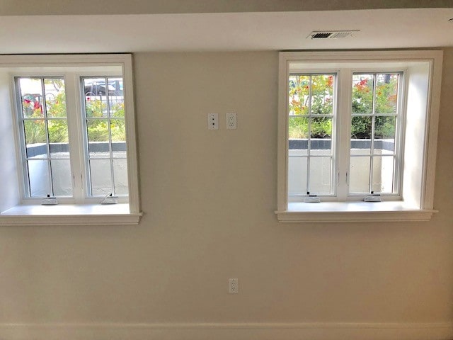 Bedroom Windows - 1301 D St SE