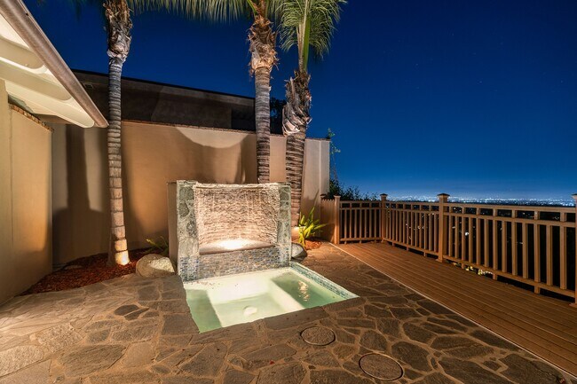 Building Photo - 854 Guanajuato Dr