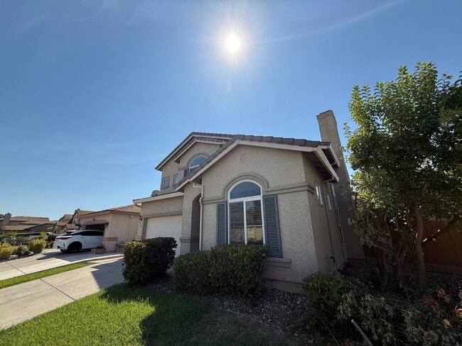 Building Photo - 6220 Orchard Hill Way