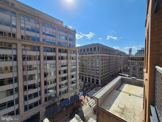 Building Photo - 631 D St NW