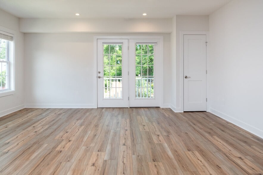 Building Photo - 138 Highland Ave