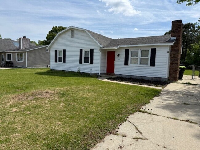 Building Photo - Rental Home Avail off of Gum Branch!