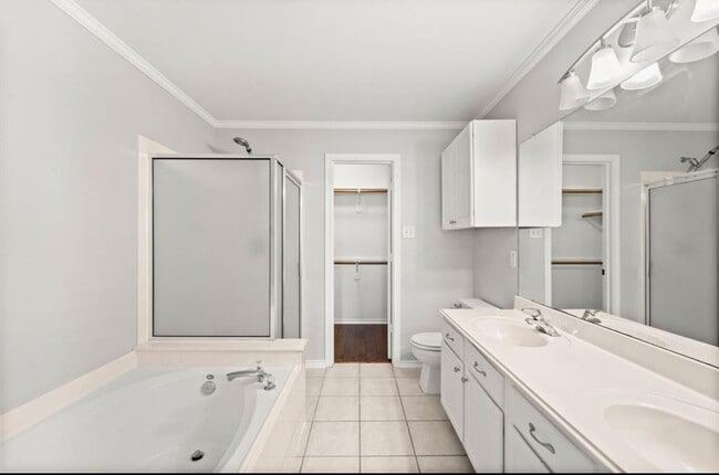 Building Photo - 26 Musgrove Pl