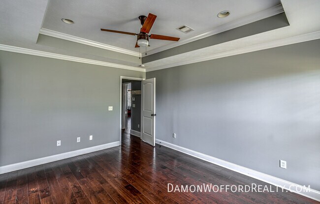 Building Photo - 117 Windy Hollow