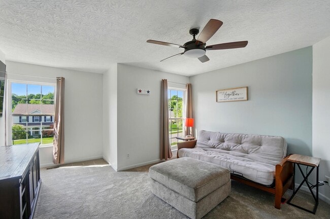 Building Photo - 2496 Frontier Dr