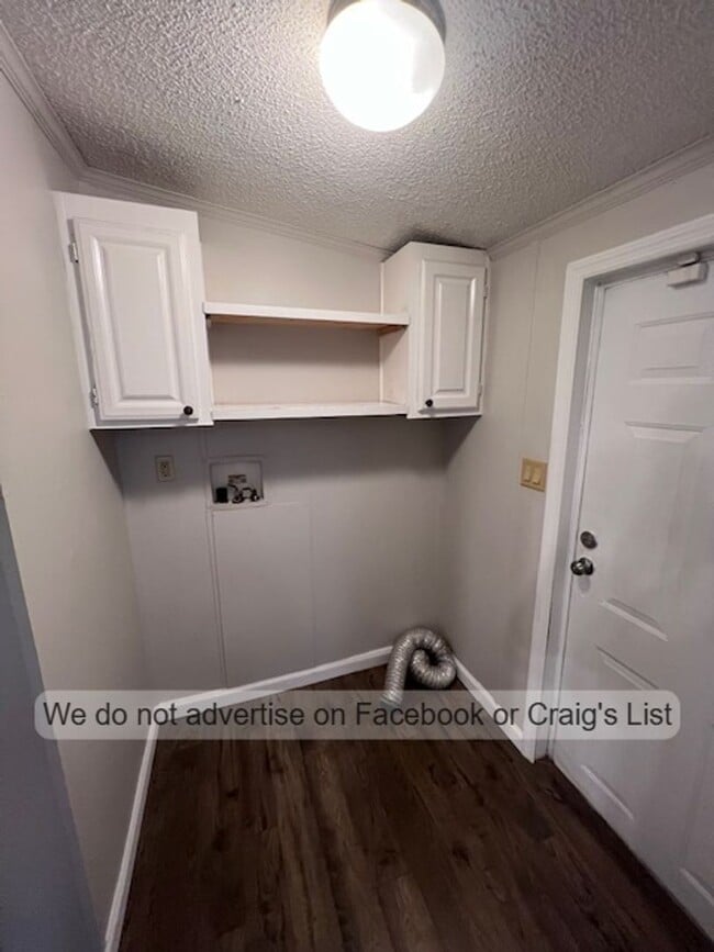 Building Photo - McDougald Downs- Darby Drive