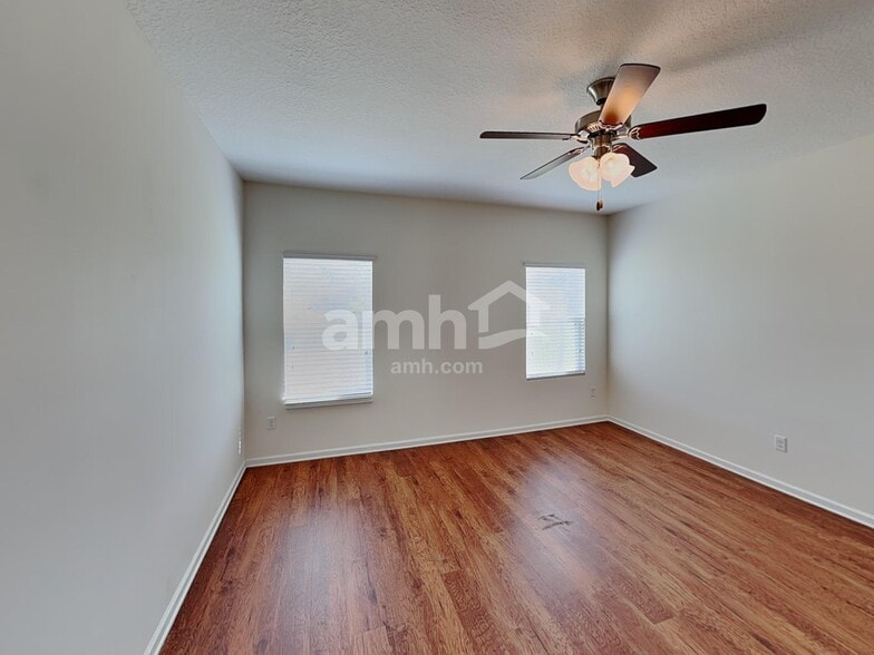 Building Photo - 8116 Golden Bamboo Dr