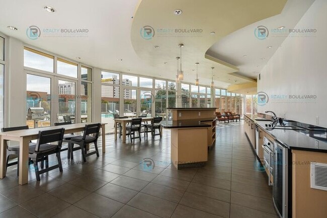 Building Photo - Modern 1 Bedroom 1 Bath Luxury Condo at Th...
