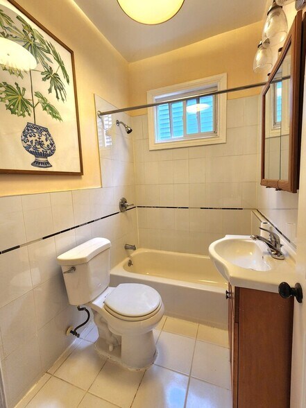 Building Photo - 17 Claremont Ave