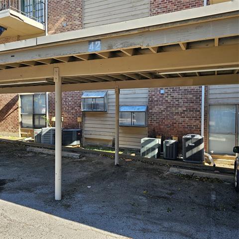 Building Photo - 5750 Phoenix Dr