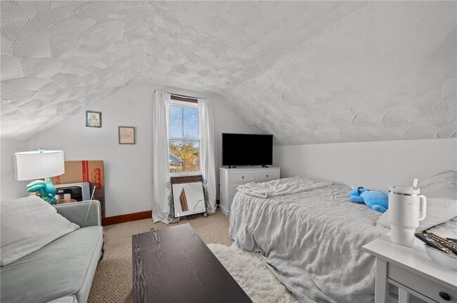 Building Photo - 350 Broadway