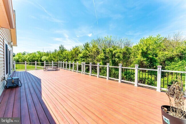 Building Photo - 22507 Bowens Wharf Pl