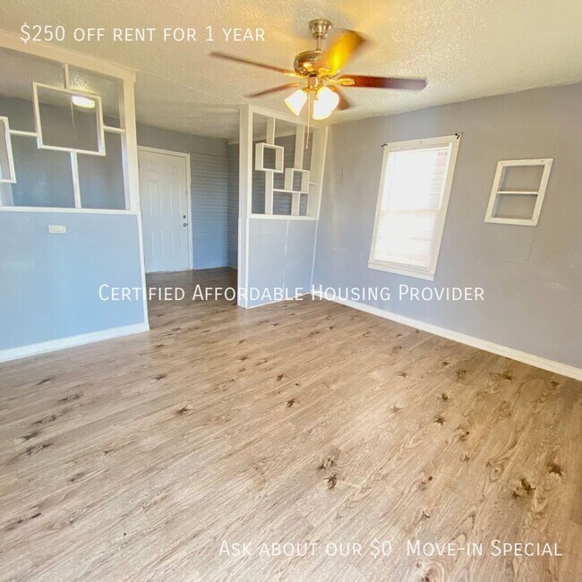 Building Photo - 1809 Wausau Ave