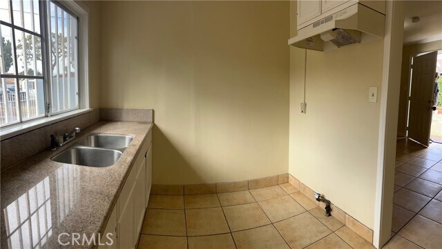 Building Photo - 4616 W 111th St