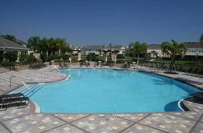 Building Photo - Vistas at Stonebridge Commons in Metrowest...