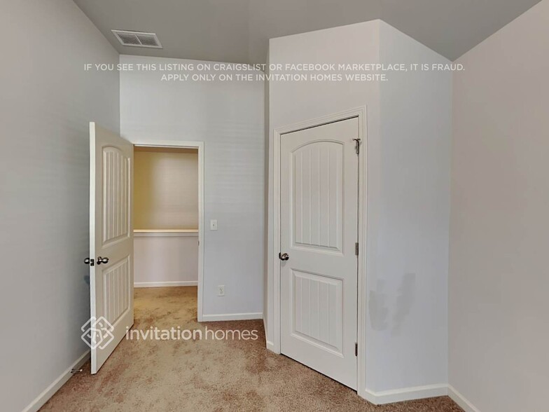 Building Photo - 665 Georgia Way