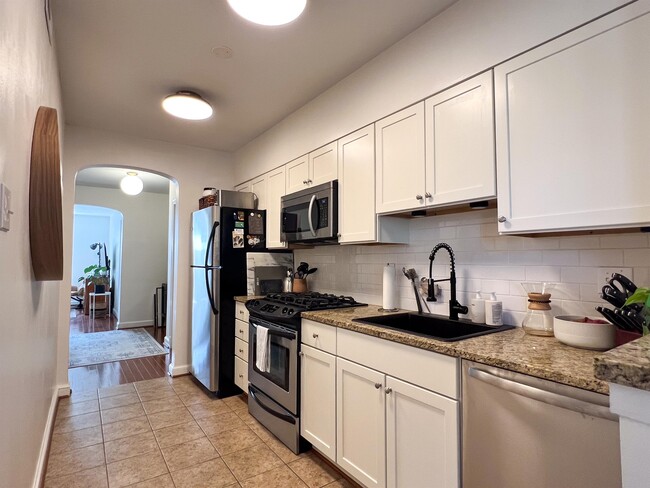 Building Photo - 6718 3rd St NW