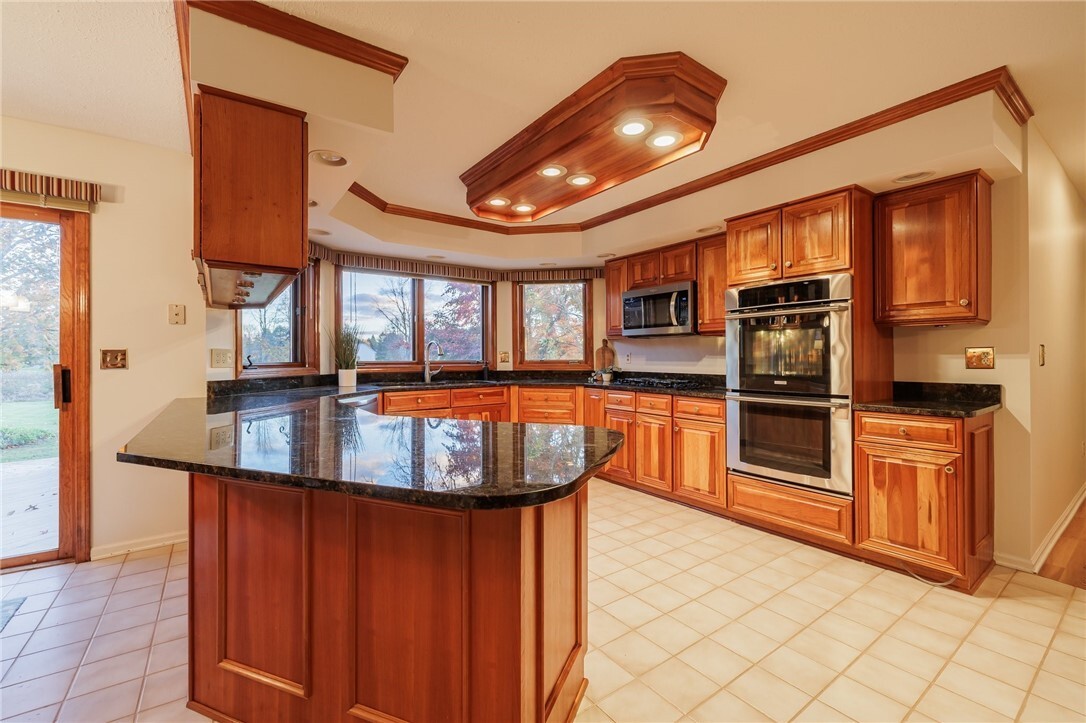 kitchen - 9 Glen Valley Dr