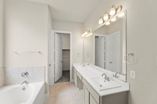 Building Photo - 6322 Cambrai Wood Ln