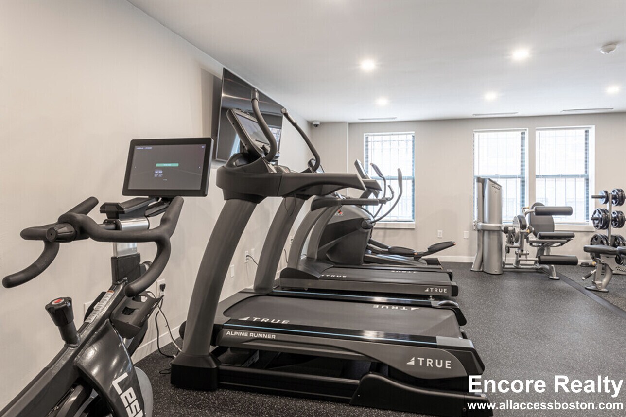 Building Photo - 121 Jersey St