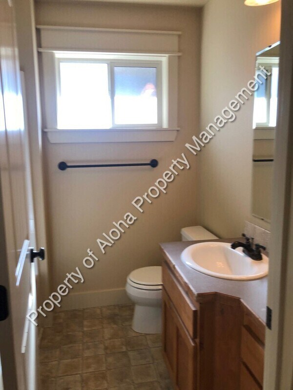 Building Photo - 1250 W Cobblefield Ct