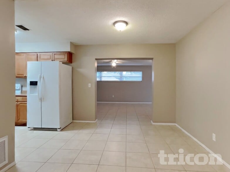 Building Photo - 1726 St Croix Dr