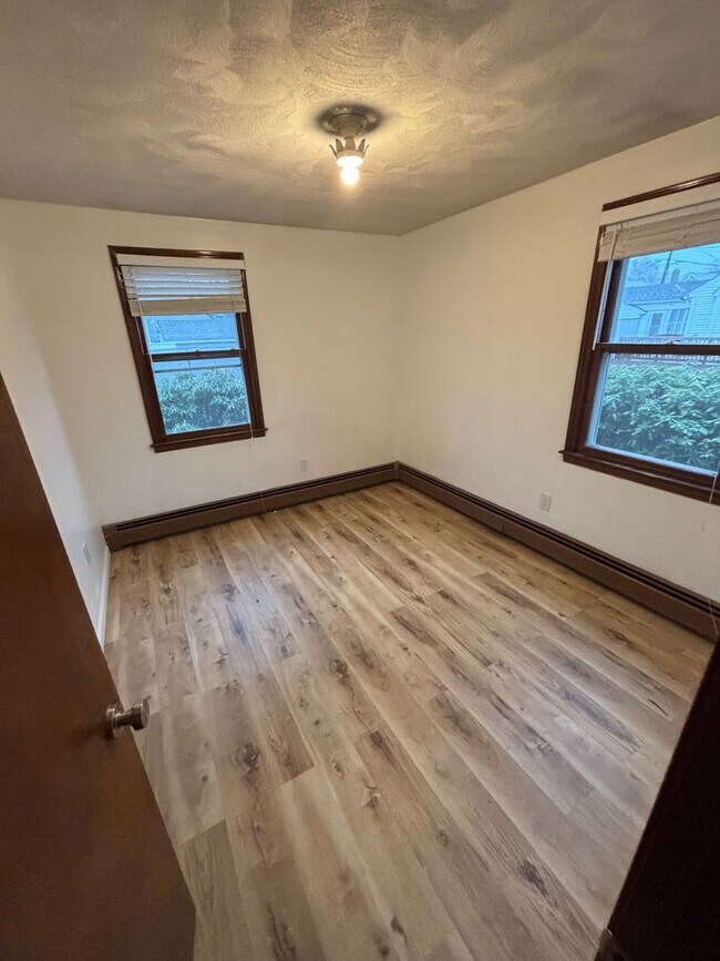 Building Photo - ****North Providence/Fruit Hill – Single Family with In-Law Unit - $2,995****