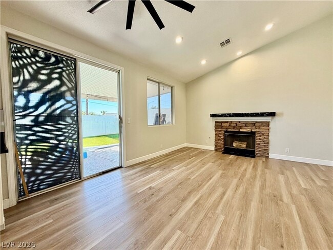 Building Photo - 5524 Flora Spray St