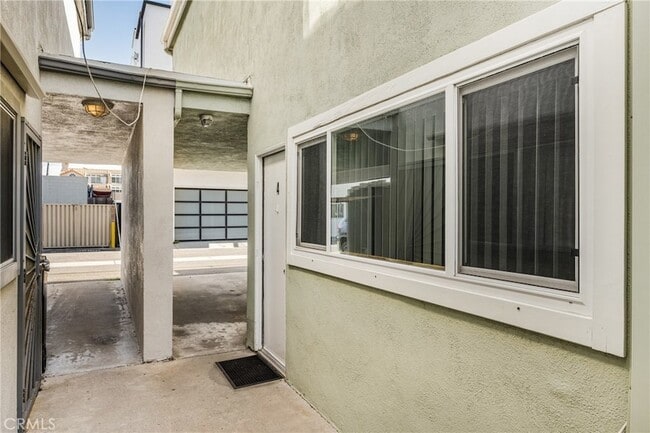 Building Photo - 16862 12th St