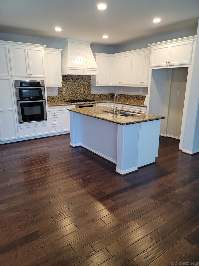 Building Photo - 15503 Bristol Ridge Terrace