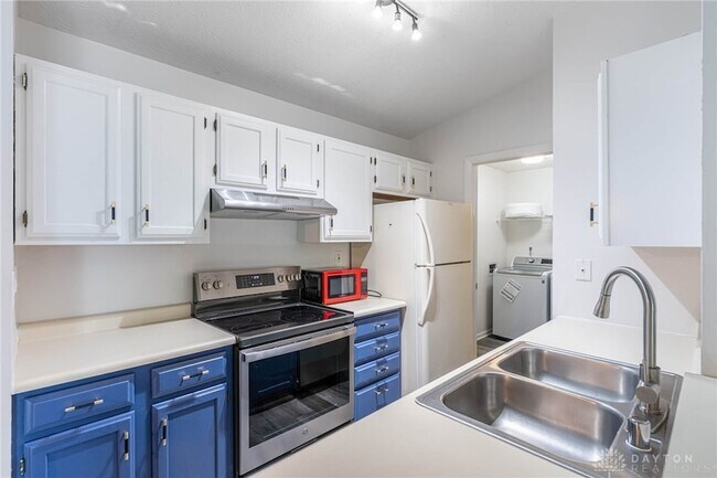 Building Photo - 116 Mallard Glen Dr
