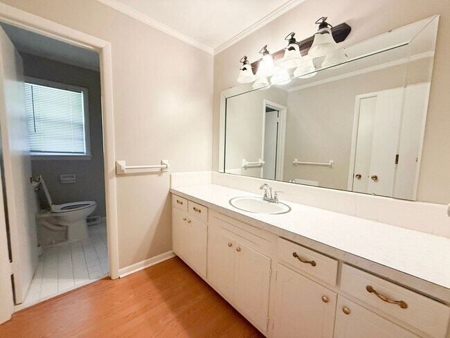 Building Photo - 3-Bedroom Home with Spacious Yard, Storage Shed & Natural Light