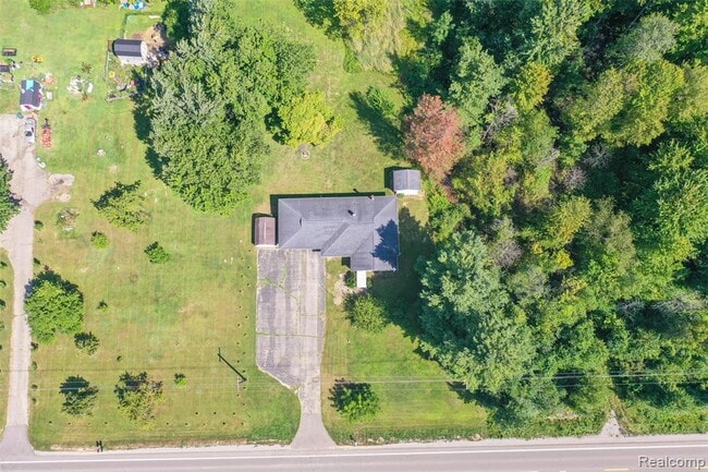 Building Photo - 4350 Otter Lake Rd