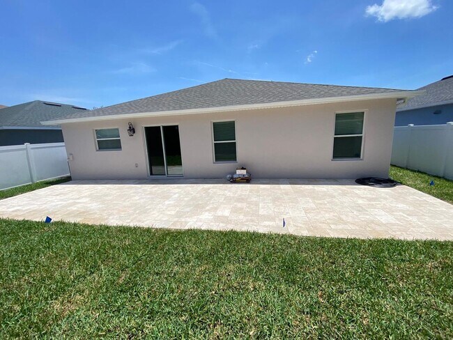 Building Photo - The perfect House for rent in Clermont!
